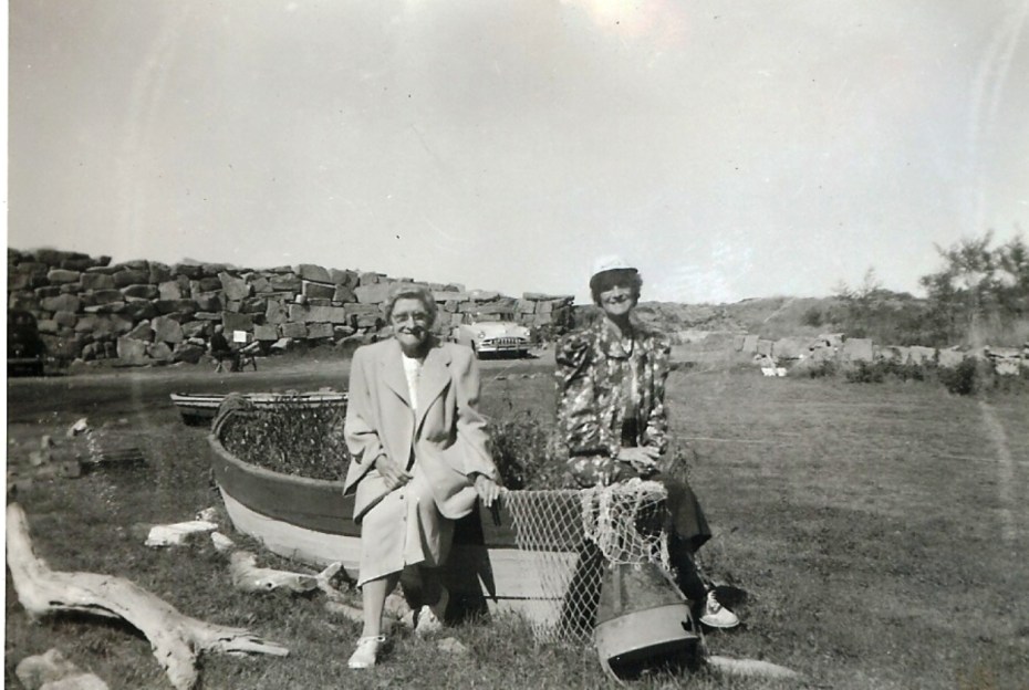 original flower boat at the cove